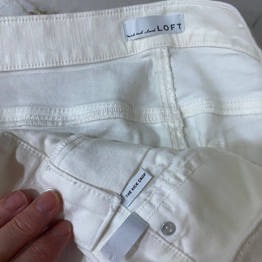 Loft Kick crop white pants, never worn, no tags - Picture 3 of 4